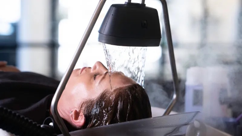 Head Spa experience with head shower
