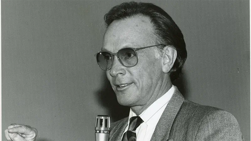 Kenneth Anders