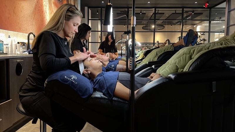 Image of Kenneth's Modern and Social Spa Experience